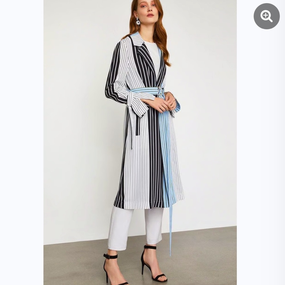 New with tags BCBGMaxAzria Striped Black, White, and Blue light trench duster